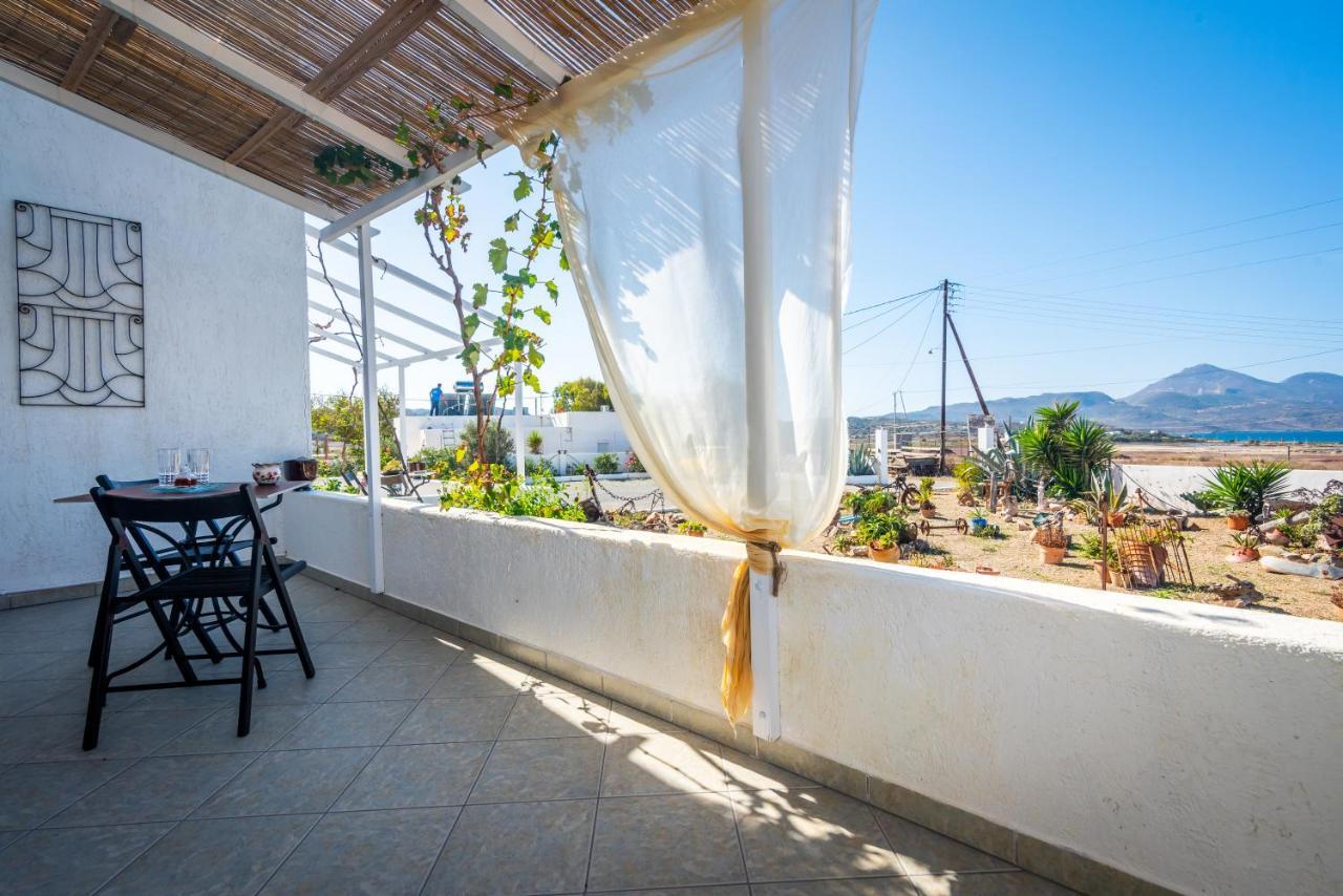 Tzivaeri Studios Zefiría Buitenkant foto